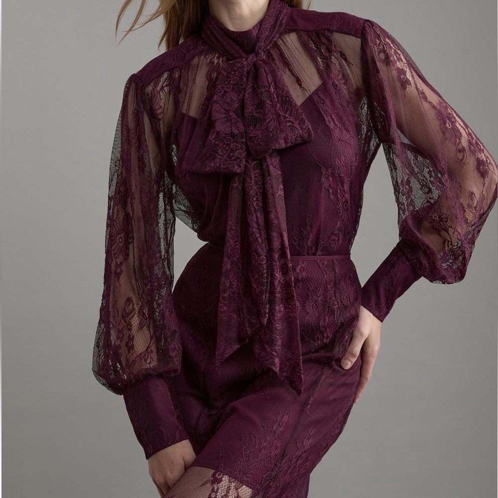 Karen Millen sheer lace with liner top, balloon sleeve and bow 
Size 4